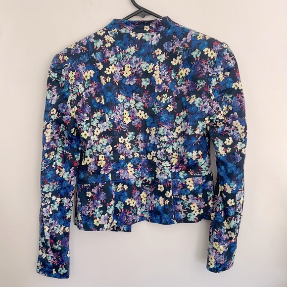Forever New Blue Multi Floral Padded Blazer - Picture 2 of 6